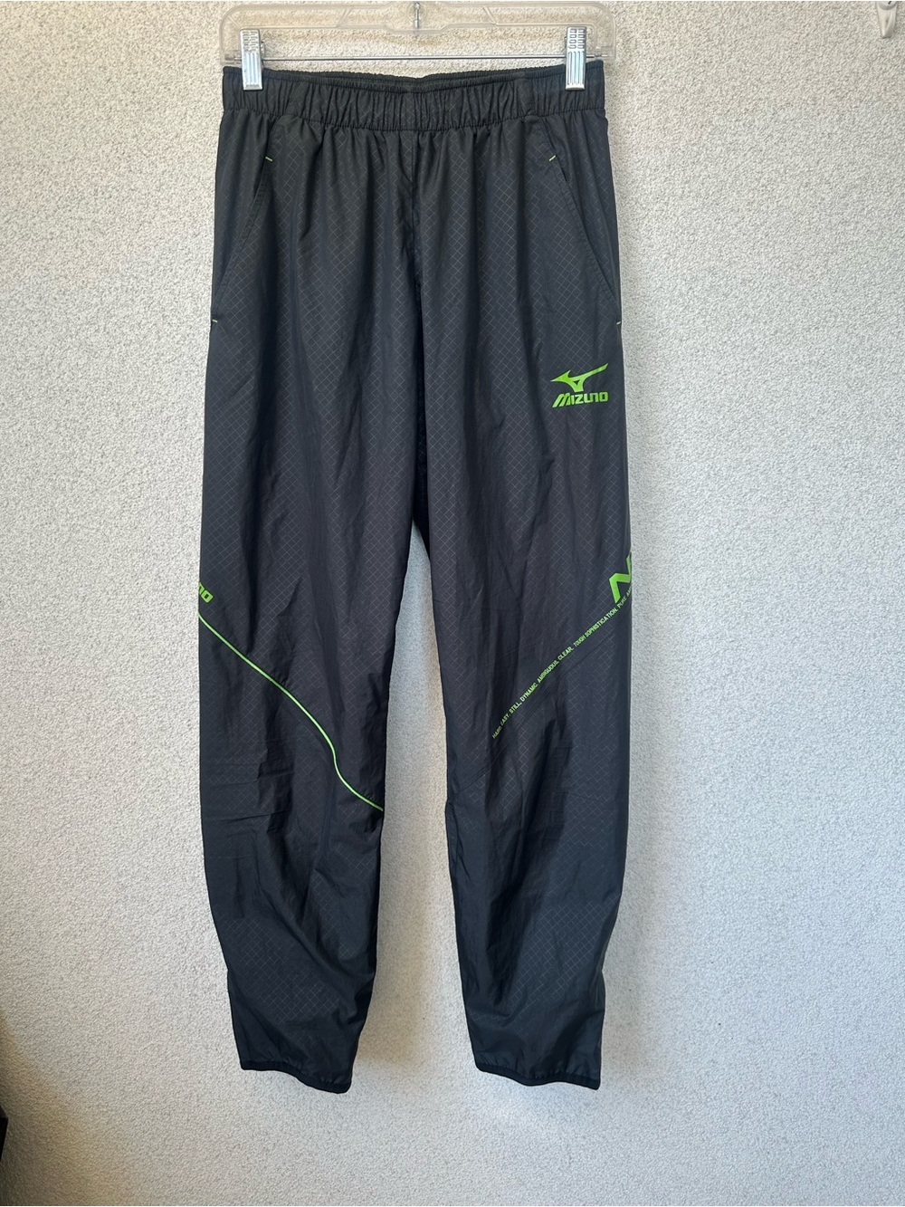 Mizuno Black Mesh Lined Track Pants Windbreaker Joggers, Size Medium